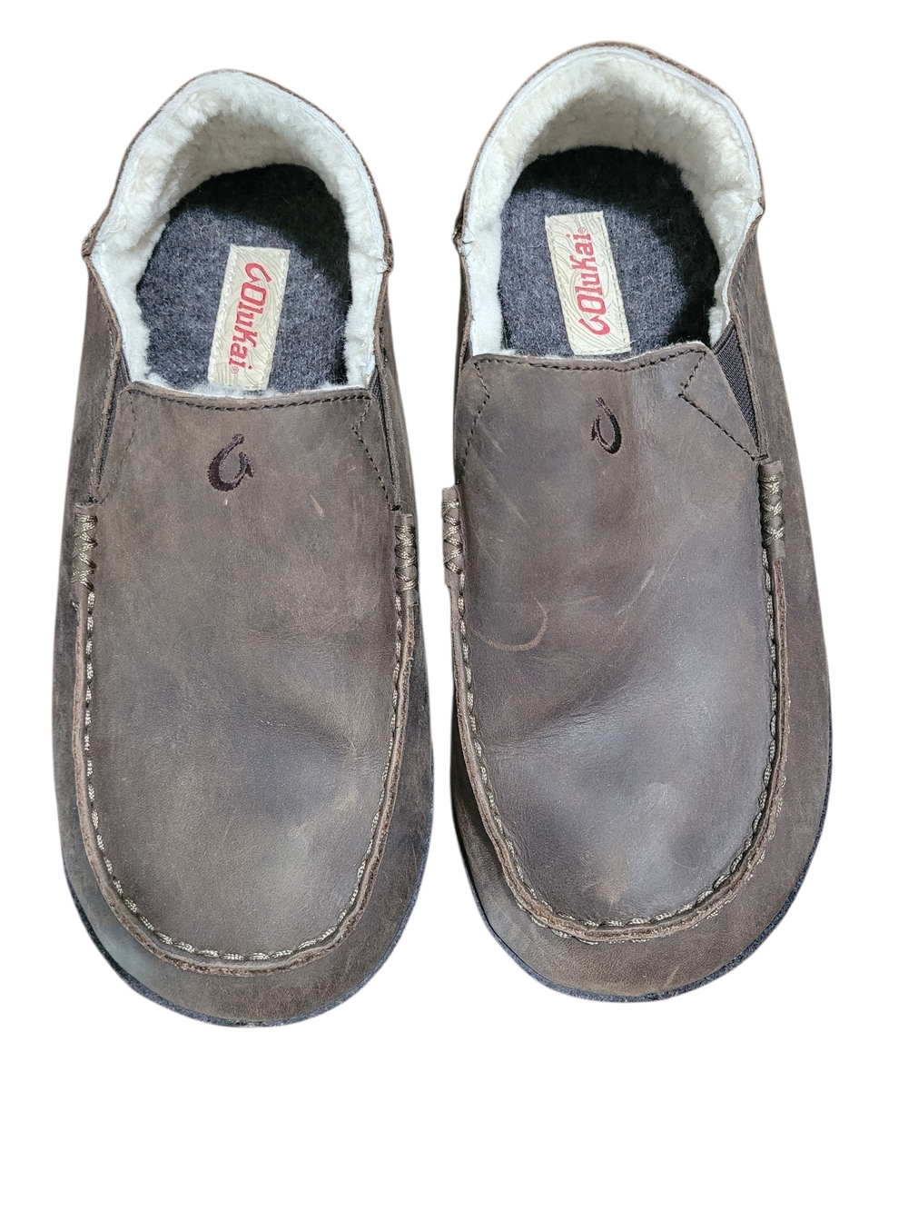 OluKai Moloa Leather Slippers